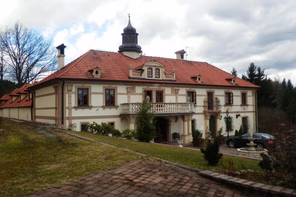 Zámeček Zdíky - Moderní malý apartmán Bujanov Exterior foto