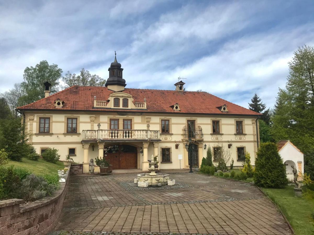 Zámeček Zdíky - Moderní malý apartmán Bujanov Exterior foto